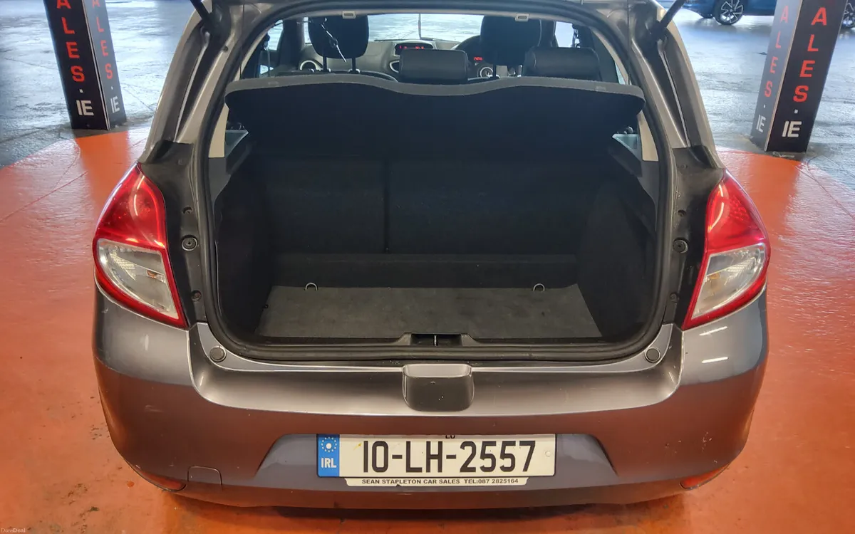 Renault Clio 2010 - Image 4