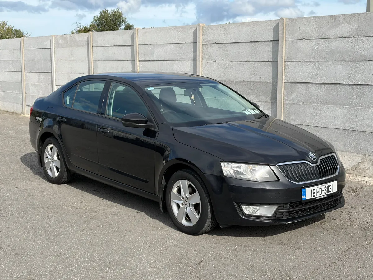 Skoda Octavia 1.6 Automatic TRADE SALE - Image 3