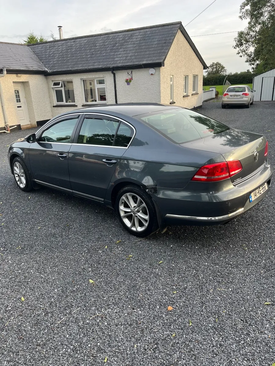 Volkswagen Passat 2014 - Image 5