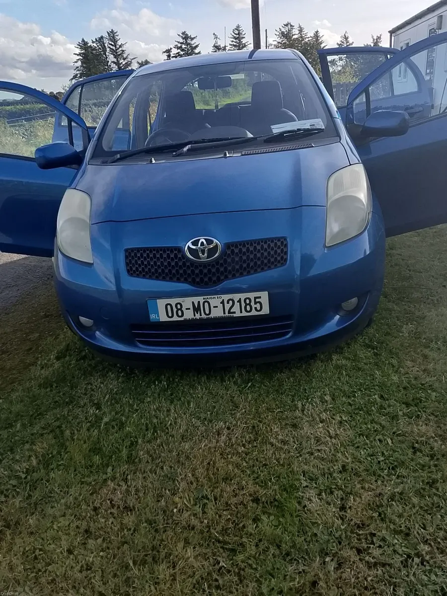 Toyota Yaris 2008 - Image 4