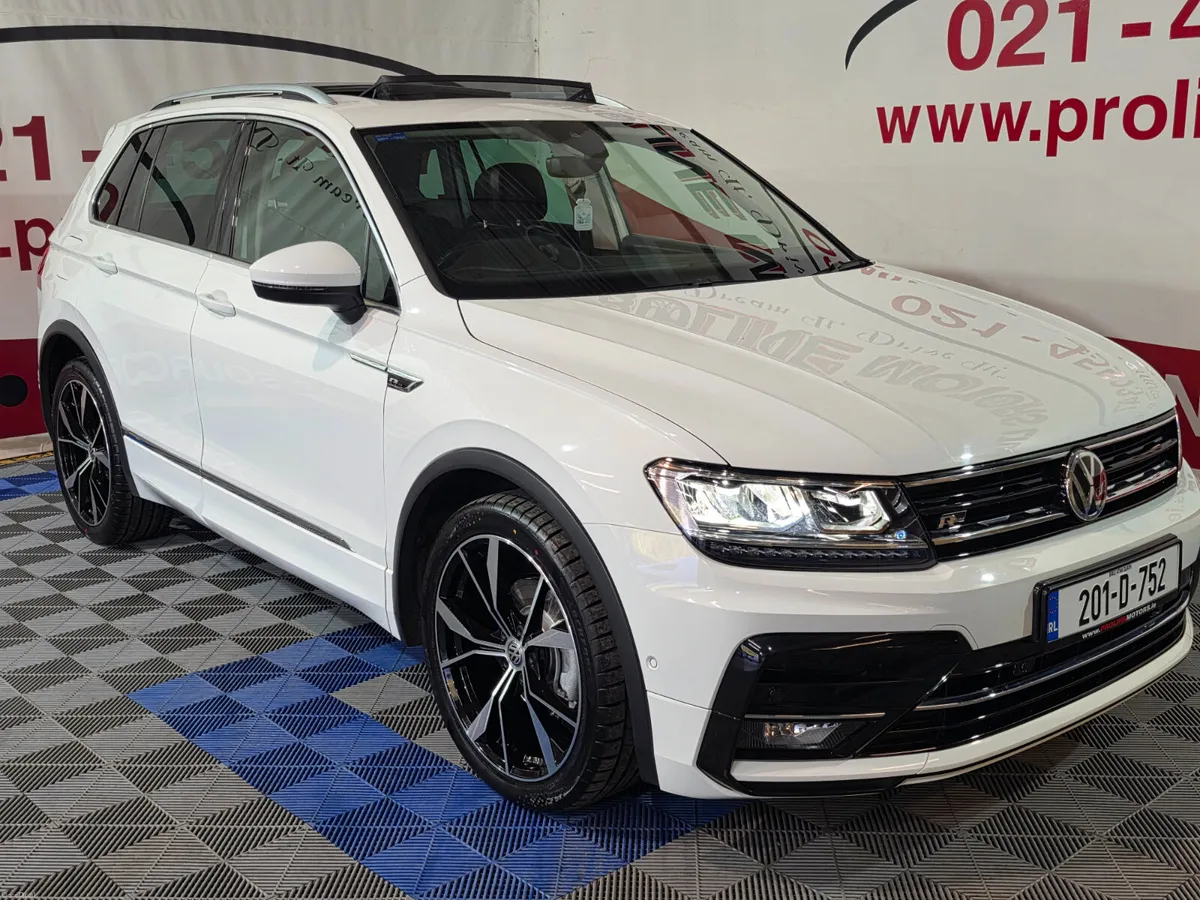 201 VW TIGUAN R-LINE 2.0 TDI DSG PANORAMIC ROOF - Image 5