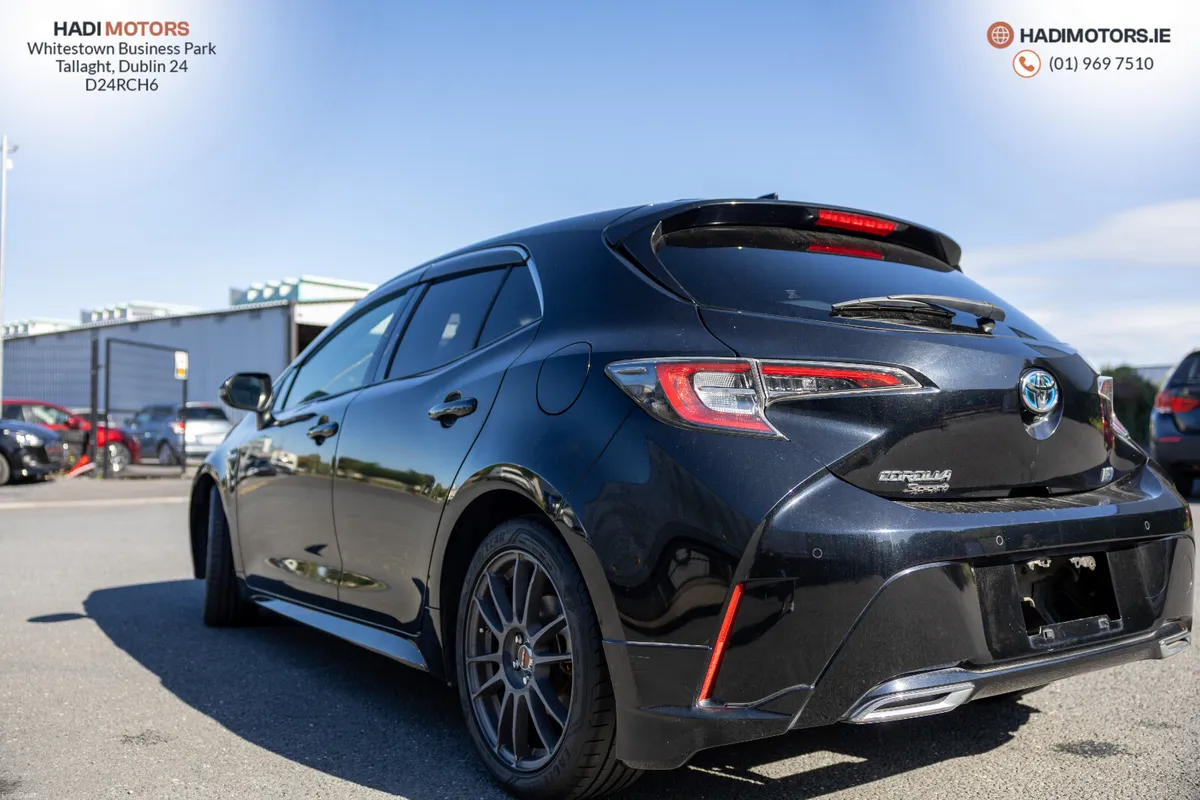 TOYOTA COROLLA SPORT HYBRID 2019 BLACK 112,333KM - Image 3