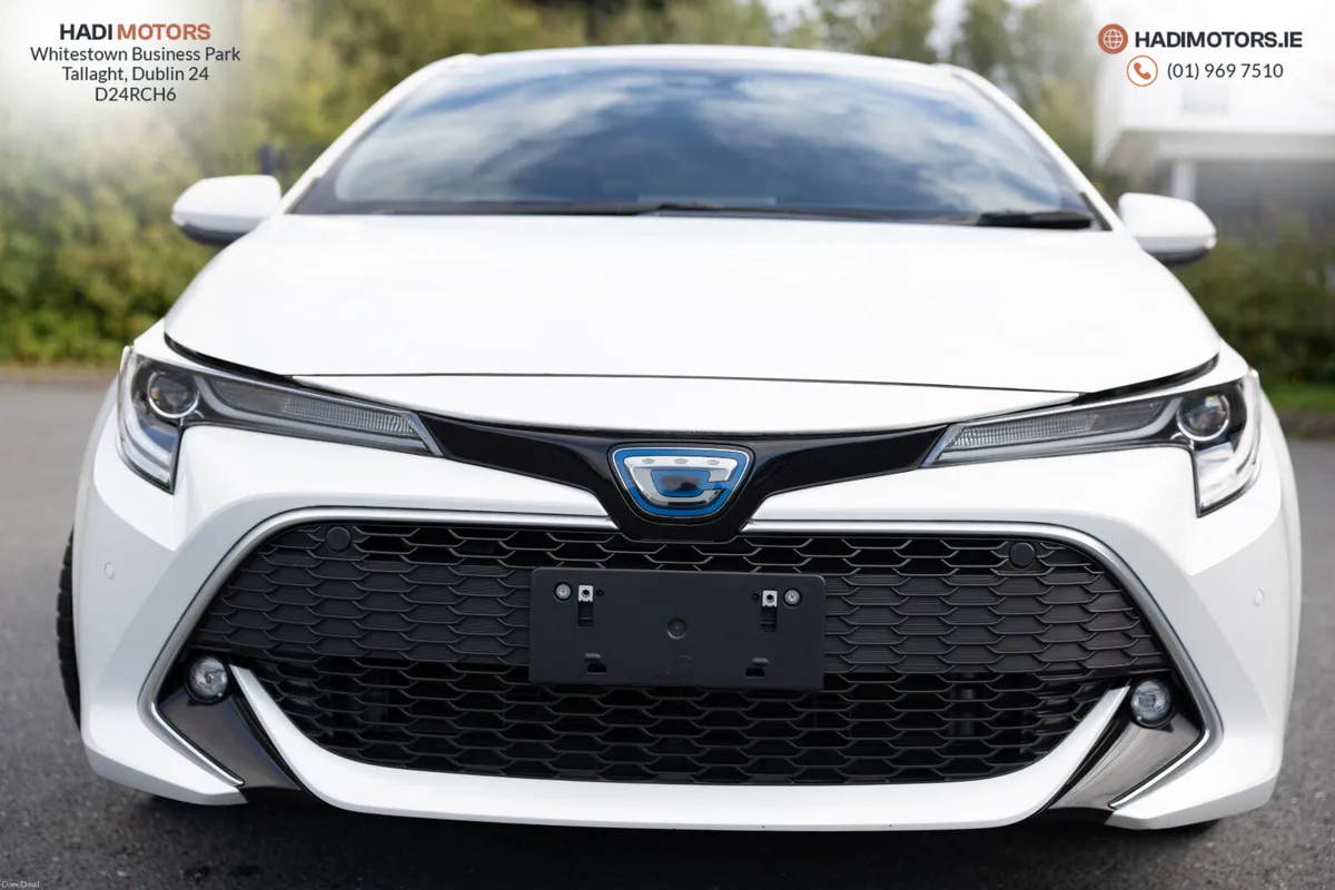 TOYOTA COROLLA SPORT HYBRID 2020 PEARL 42,017KM - Image 1