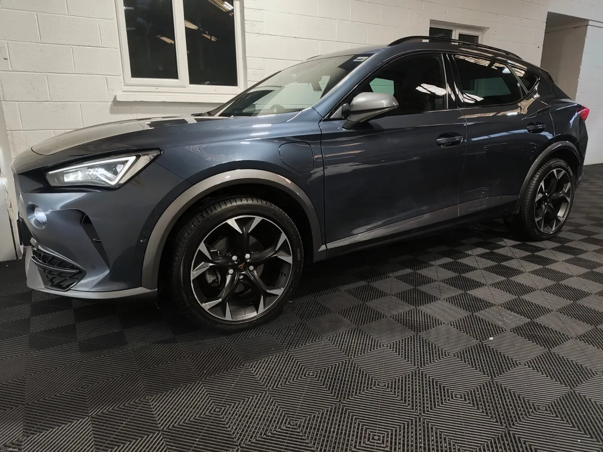 Cupra Formentor 2023 1.4 AUTO HYBRID FULL SPEC EXT - Image 5