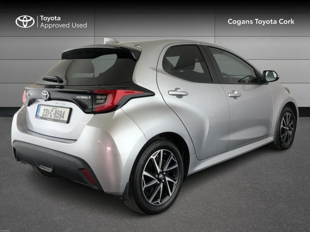 Toyota Yaris 1.5 LUNA SPORT 4DR AUTO - Image 2