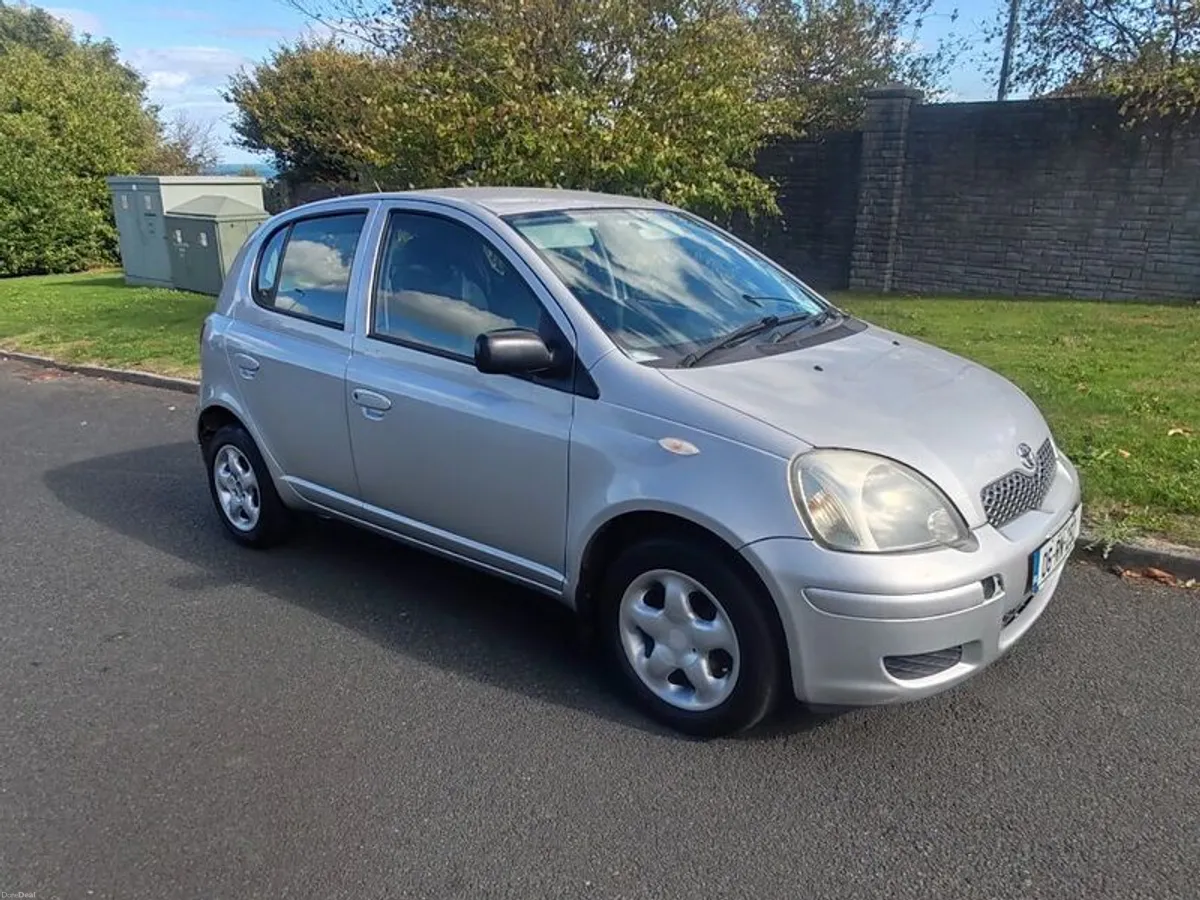 2006 Toyota Yaris - Image 1