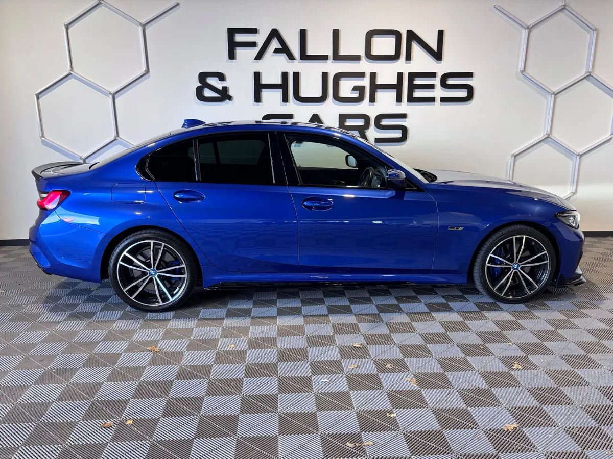 BMW 3 SERIES 330e M SPORT / BODYKIT /BROWN LEATHER - Image 4