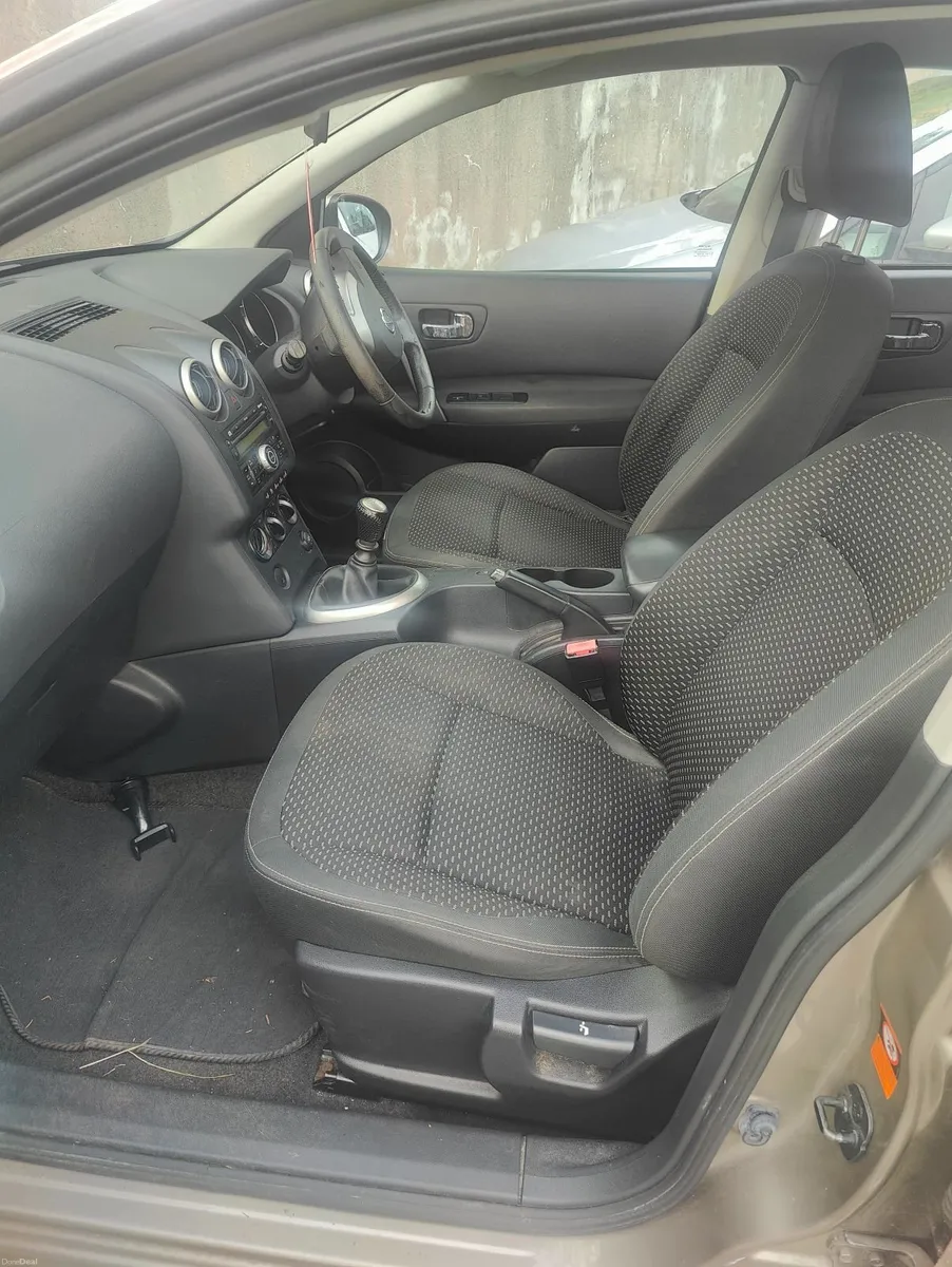 Nissan Qashqai 2010 - Image 3