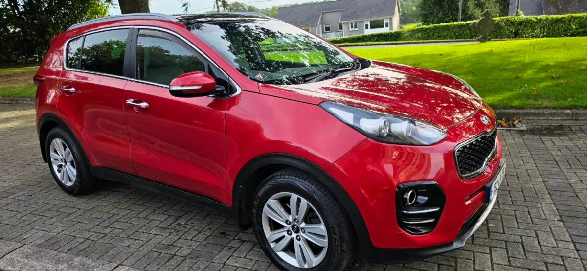 Kia SPORTAGE - Image 1