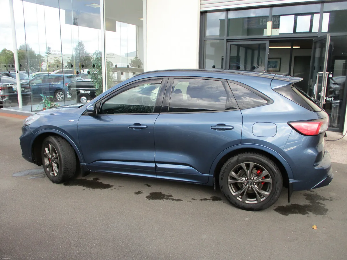 Ford Kuga  ST Line 1.5DCI 2021 - Image 4