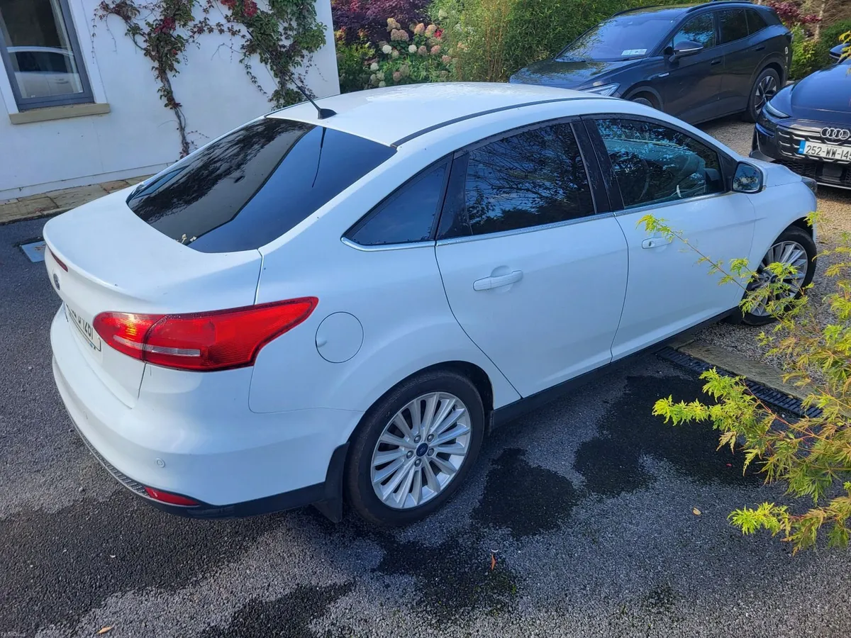 Ford Focus 2015 - Image 4