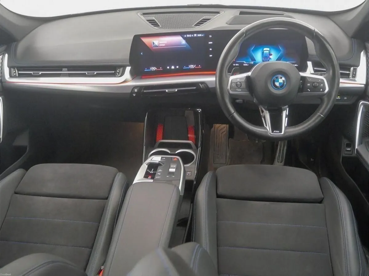 BMW iX1 eDrive20 M Sport - Image 4