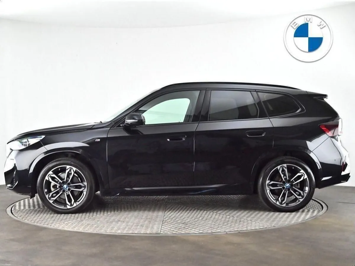 BMW iX1 xDrive30 M Sport - Image 3