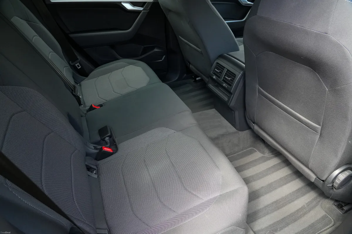 2020 Volkswagen Touareg 3.0 5 Seat Passenger - Image 4