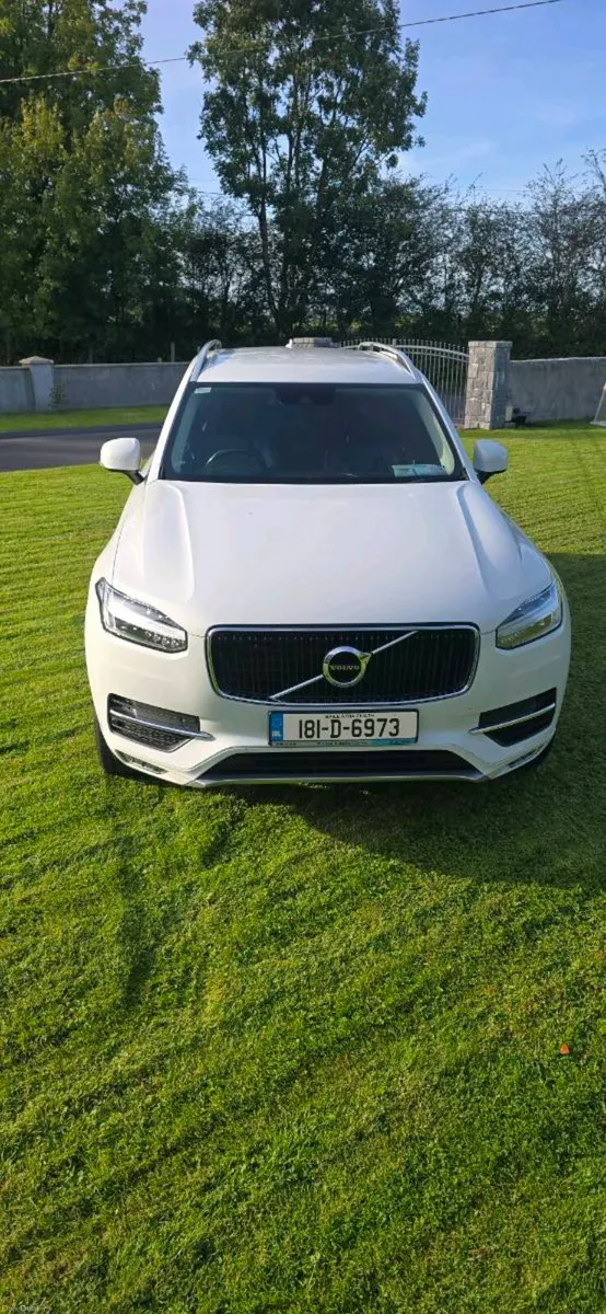 Volvo XC90 - Image 2