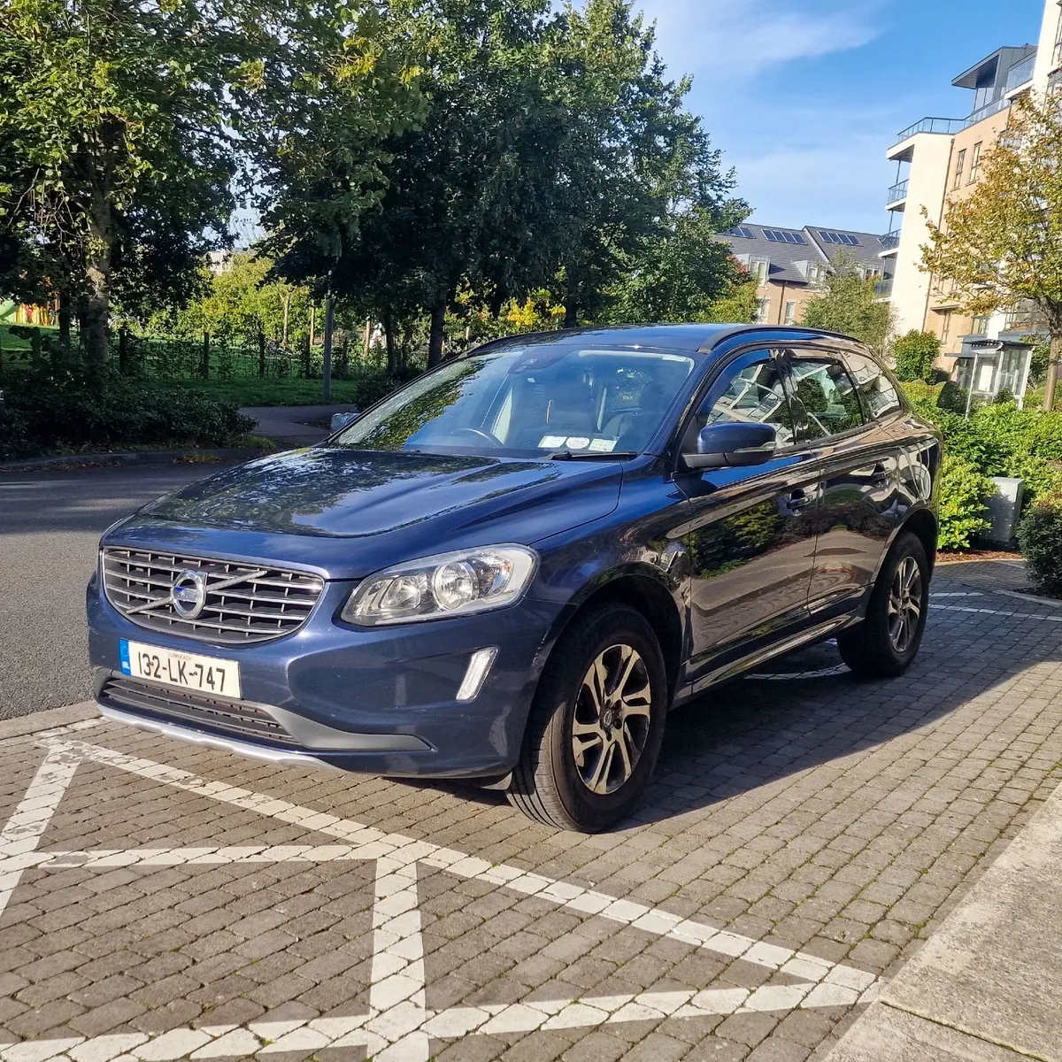 Volvo XC60 D4 Manual - NCT September 2027 - Image 1