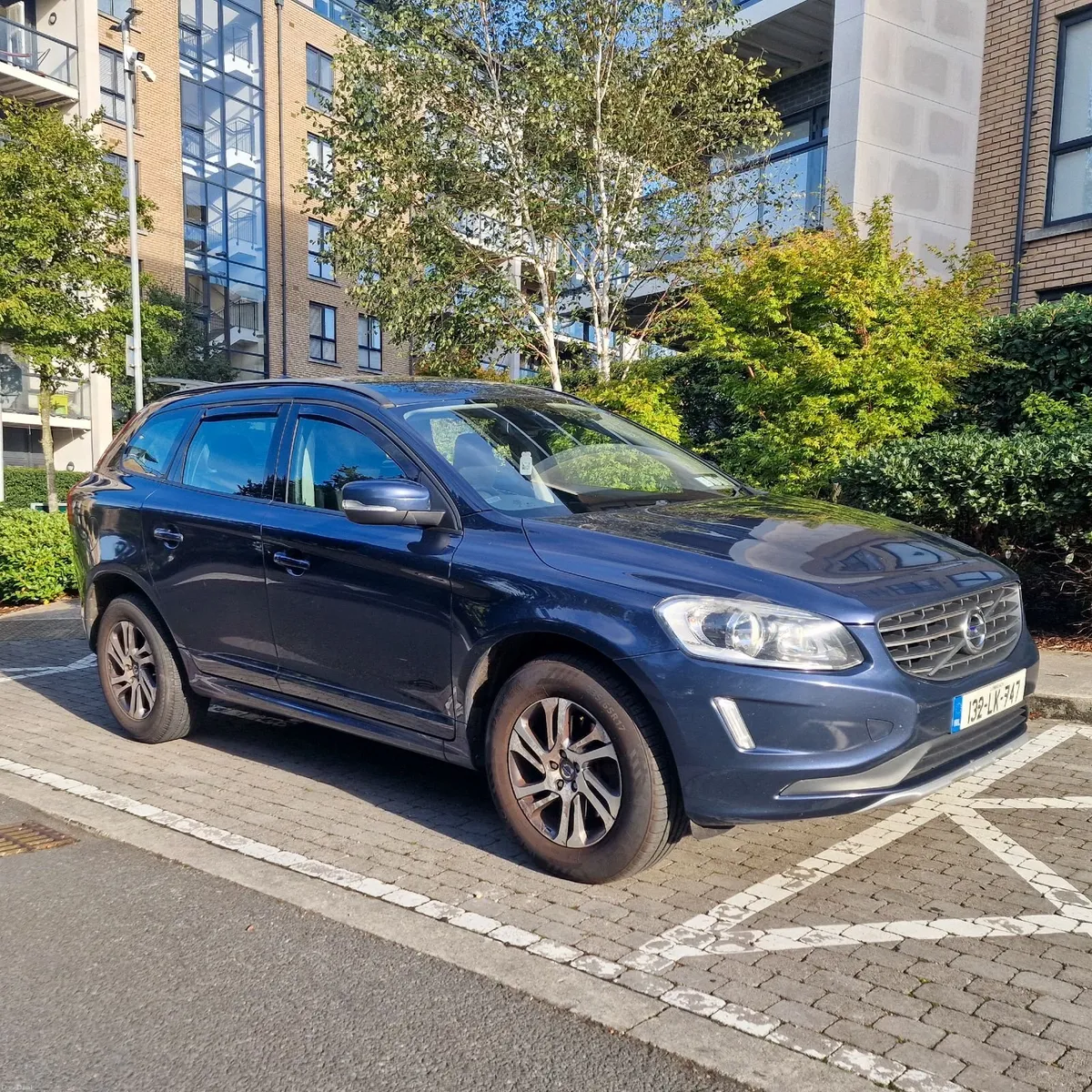 Volvo XC60 D4 Manual - NCT September 2027 - Image 6