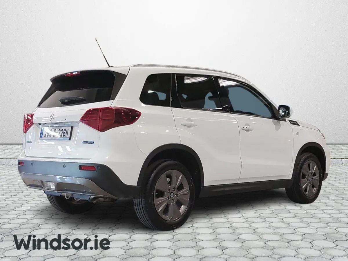 Suzuki Vitara Vitara 1.5 Full Hybrid Motion AGS - Image 2