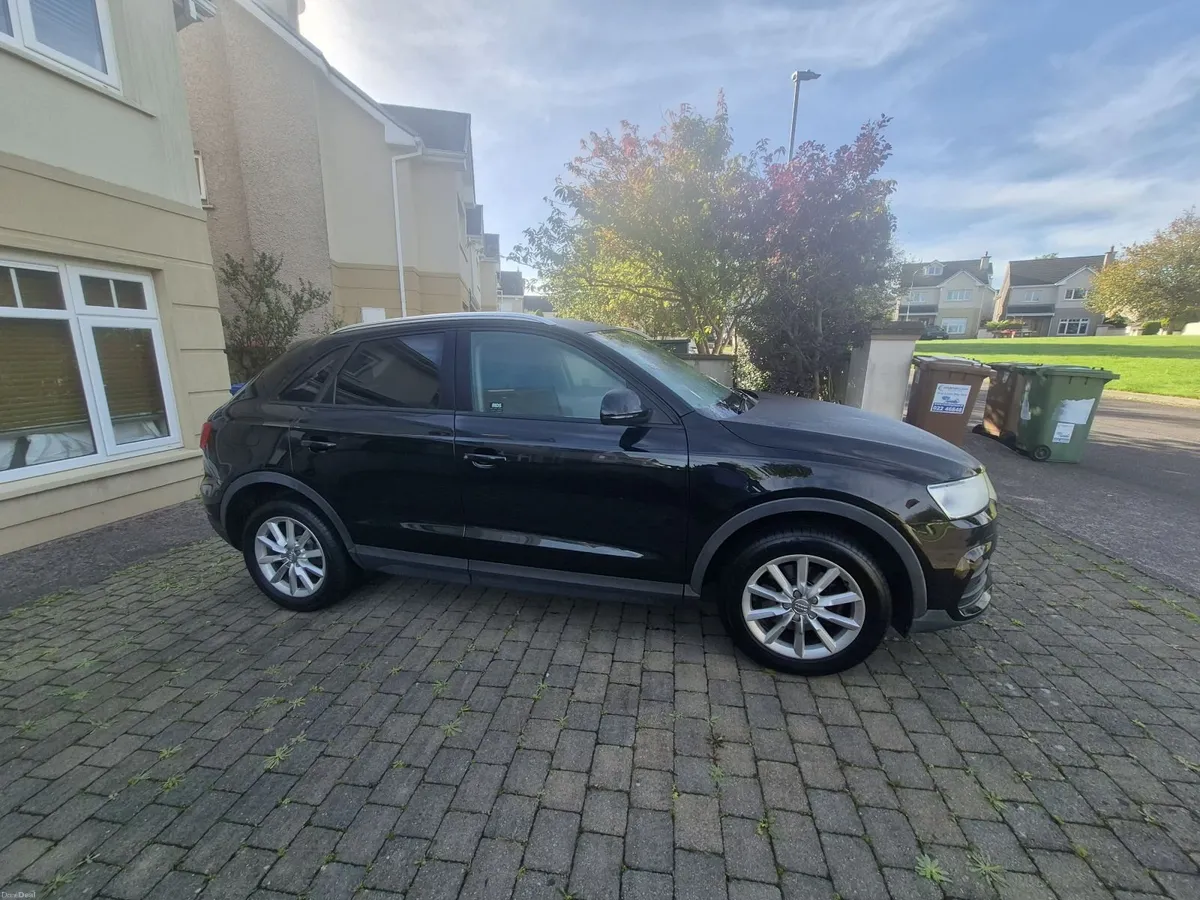 Audi Q3 2017 - Image 3