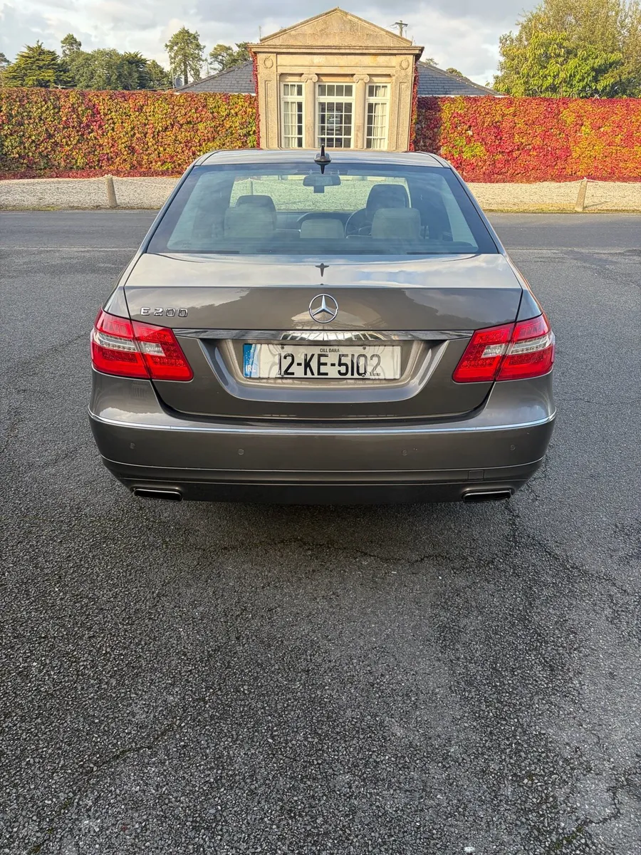 2012 Mercedes-Benz E200 Avantgarde Auto Petrol - Image 6
