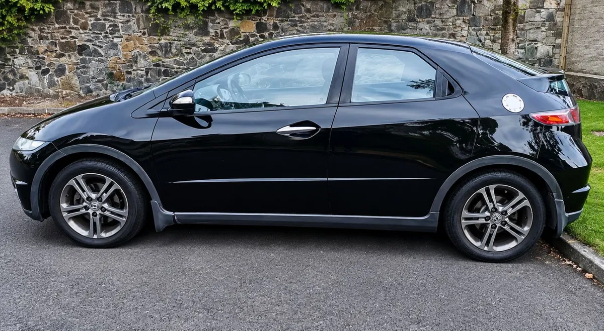 Honda Civic 2007 1.4 petrol - Image 6