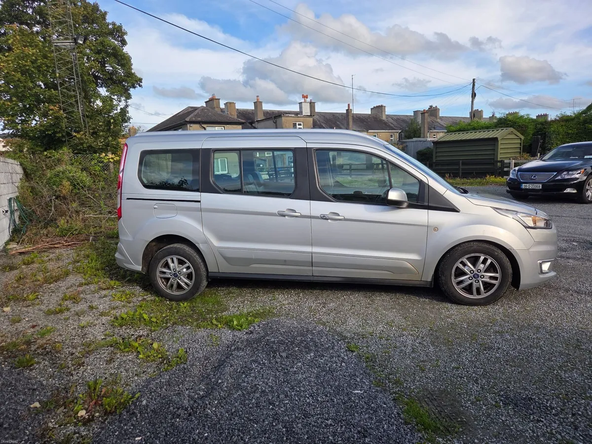 Ford Tourneo 2019 - Image 2