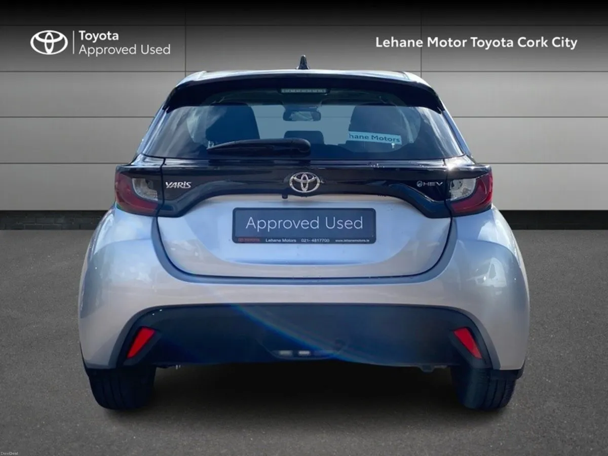 Toyota Yaris Yaris HEV Luna - Image 4