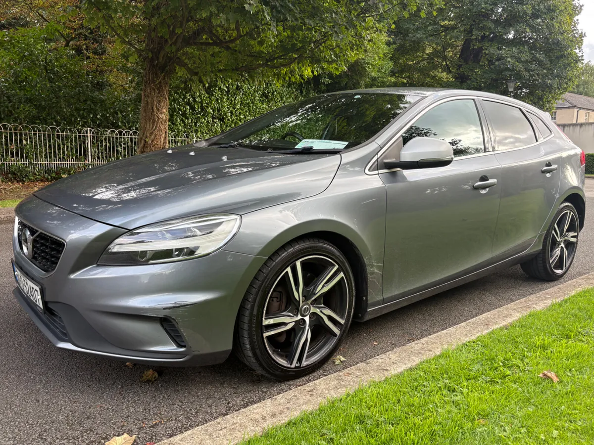 R DESIGN 2.0 TDI AUTOMATIC *150BHP* - Image 3