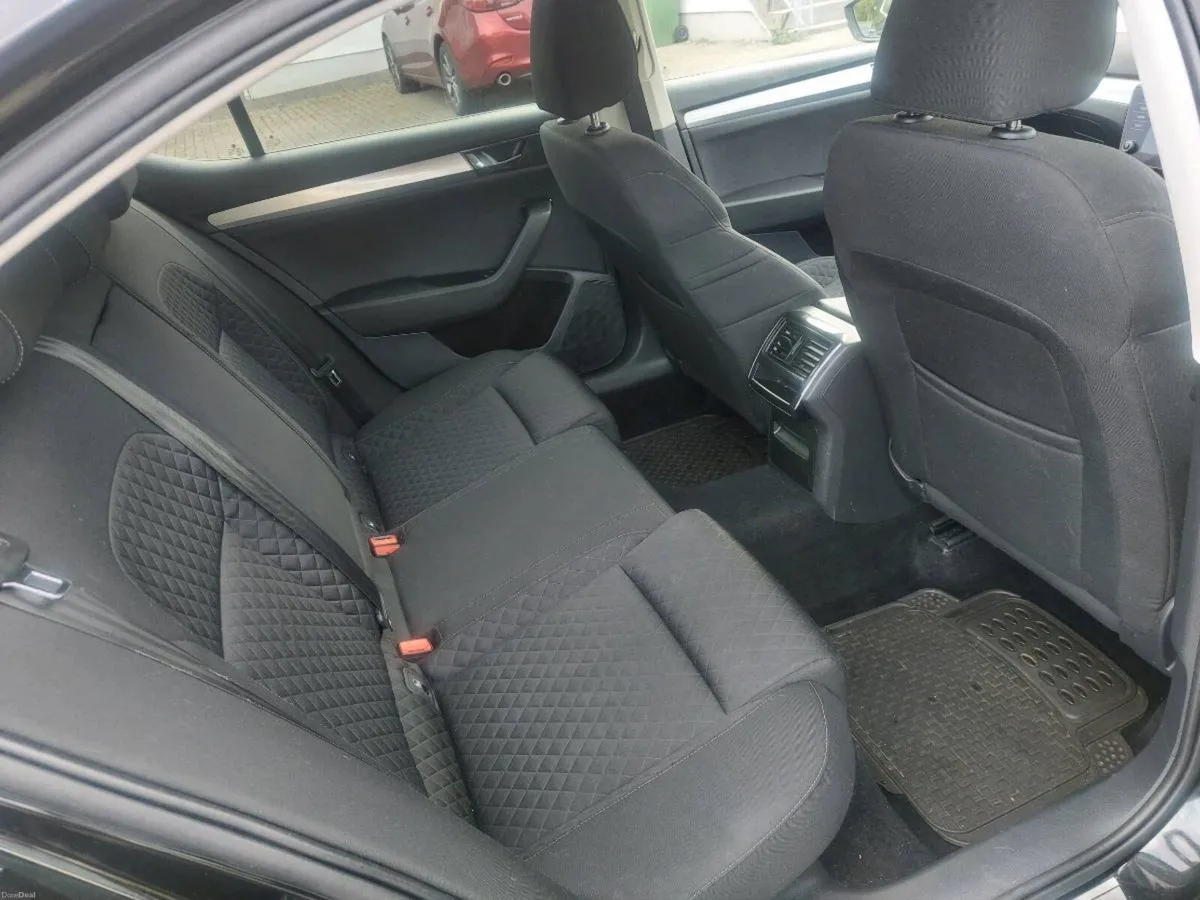 Skoda superb - Image 5