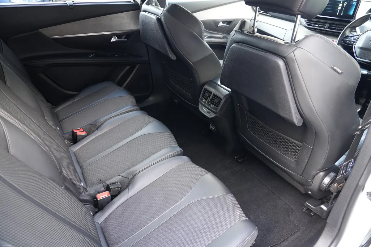 2022 Peugeot 5008 GT 1.5 Diesel Manual - Image 4