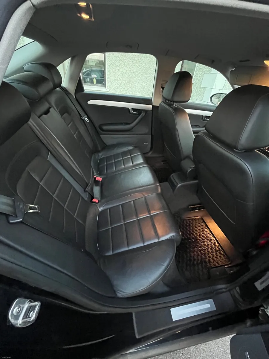 SEAT EXEO 2012 - Image 5