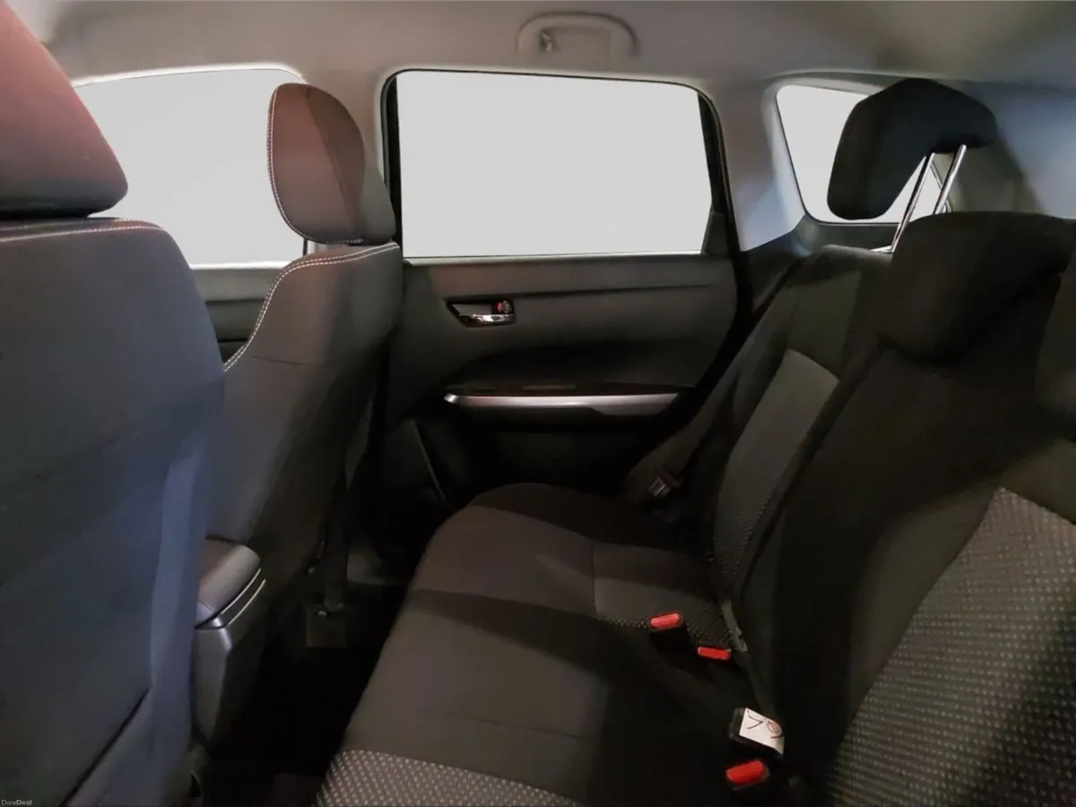Suzuki Vitara Vitara 1.5 Full Hybrid Motion AGS - Image 6