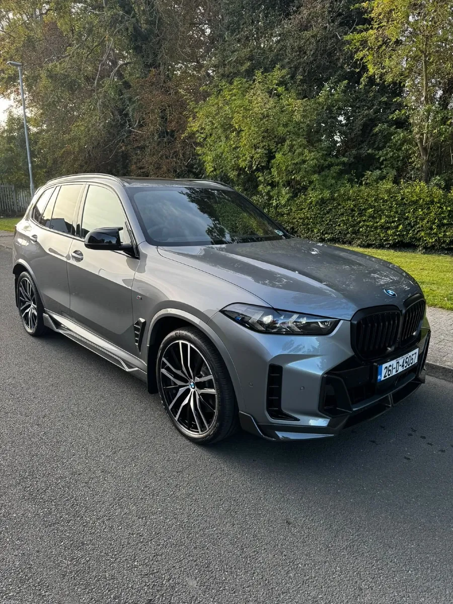 BMW X5 50e 2026,M Sport Pro, Top  Spec - Image 1
