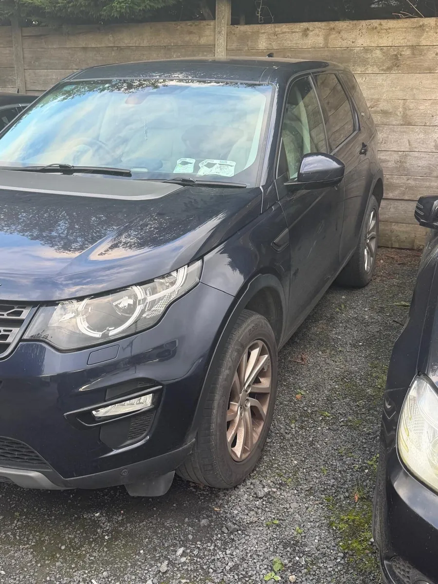 172 Land Rover discovery sport - Image 3