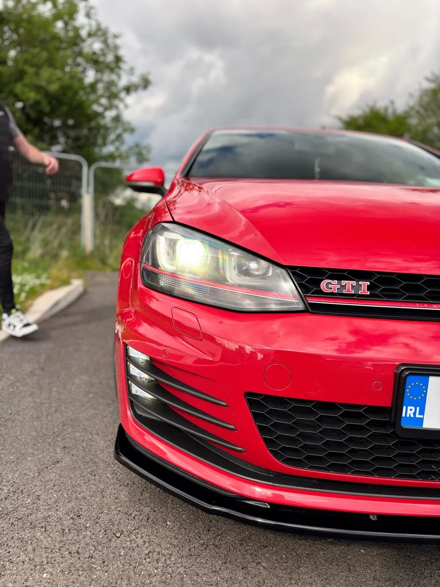 Volkswagen Golf Gti Performance Pack - Image 3