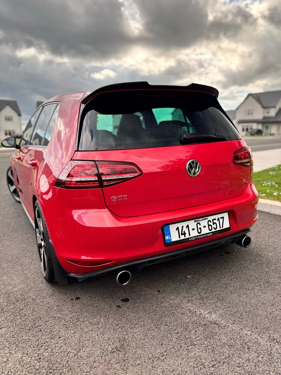 Volkswagen Golf Gti Performance Pack - Image 4