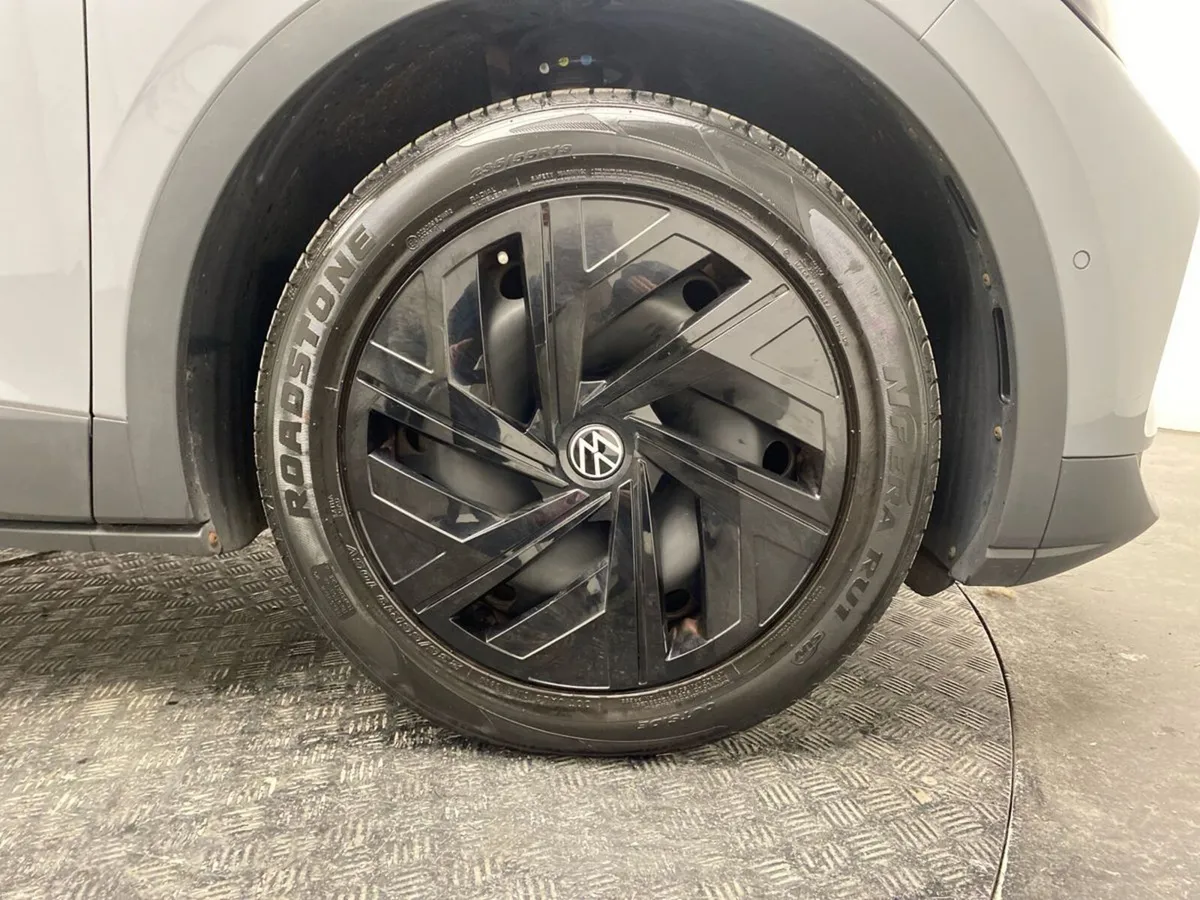 Volkswagen ID.4 Life - Image 5