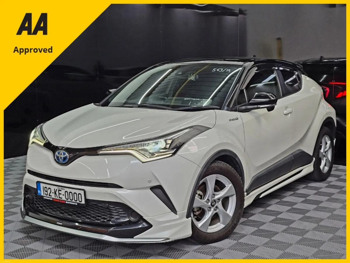 💥2019 Toyota C-HR💥(Hybrid+Warranty+Spec!!) - Image 1
