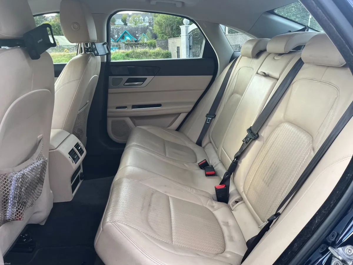 Jaguar XF 2016 Prestige Edition - Image 3