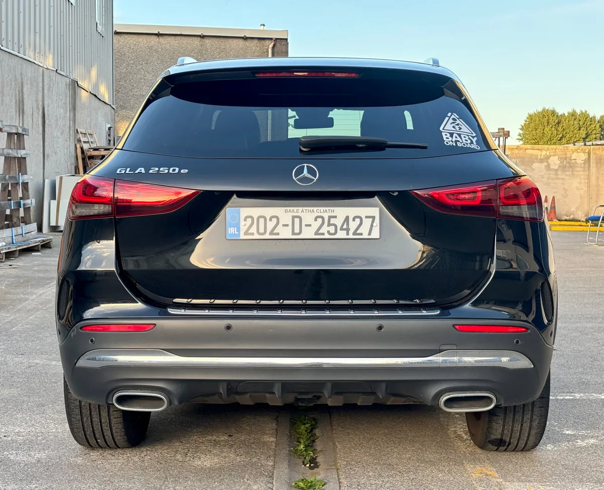 2020 Mercedes-Benz GLA 250E* Immaculate Condition* - Image 6