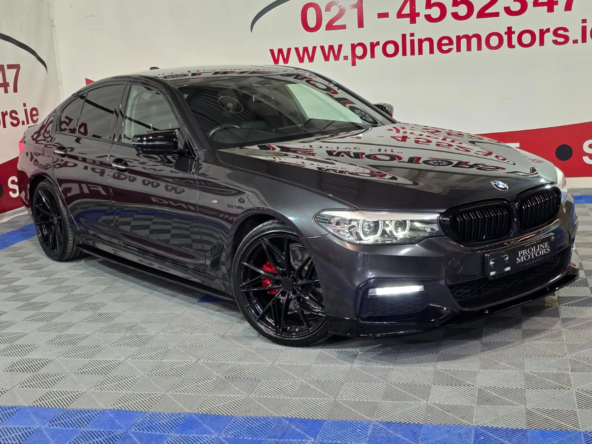 172 BMW 520D M-SPORT LCI X-DRIVE SOPHISTO GREY - Image 1