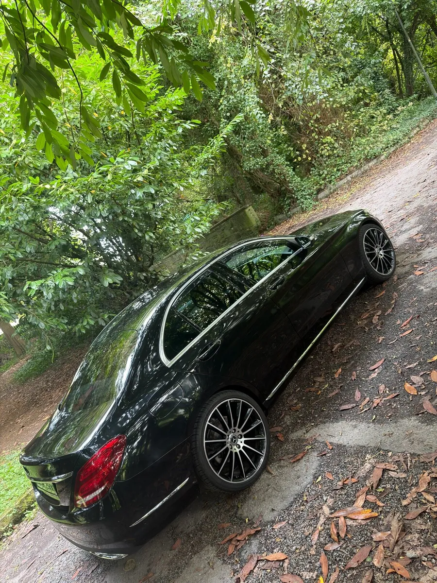 Mercedes c220 - Image 3
