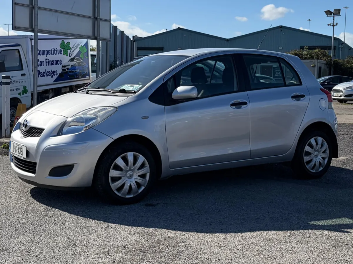 2010 Toyota Yaris 1.0 VVT-I Nct 04/27 Tax 09/26 - Image 1