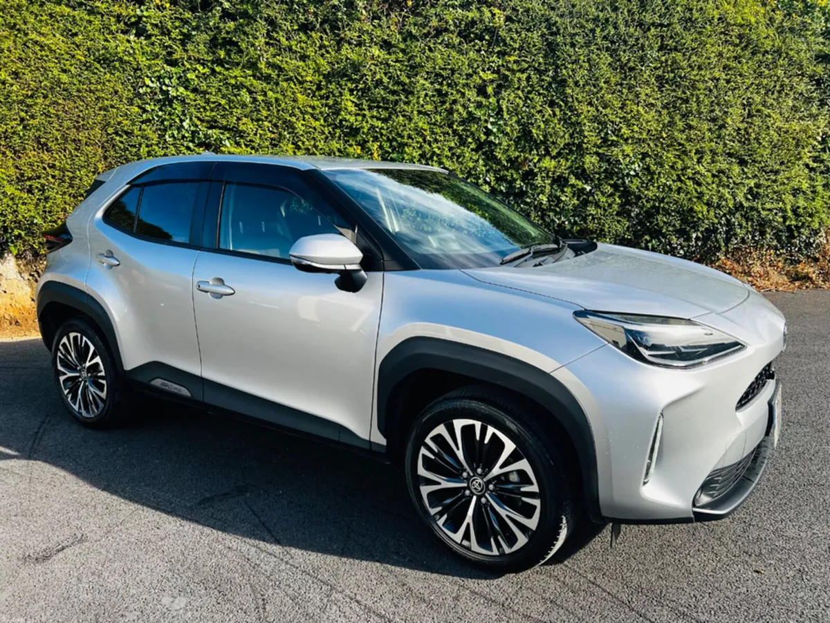 Toyota Yaris Cross 1.5 HYBRID AUTOMATIC - Image 3
