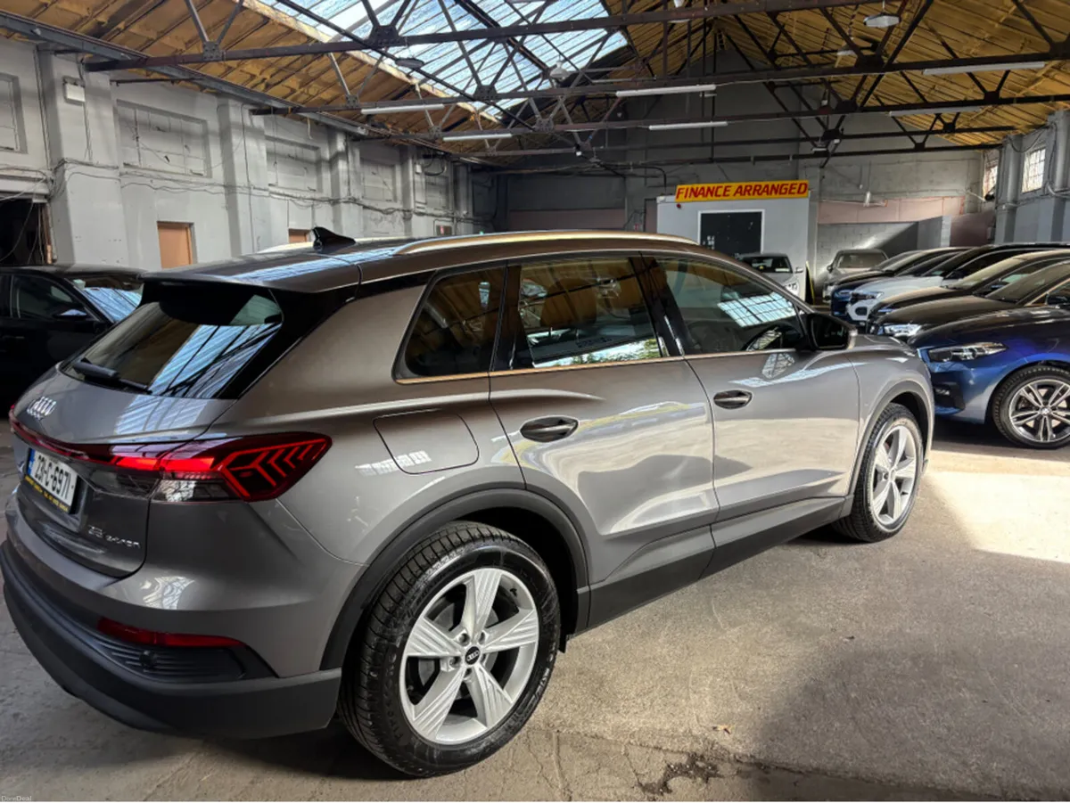 Audi Q4 e-tron 35 E-TRON ADVANCE 4DR AUTO 40 - Image 2