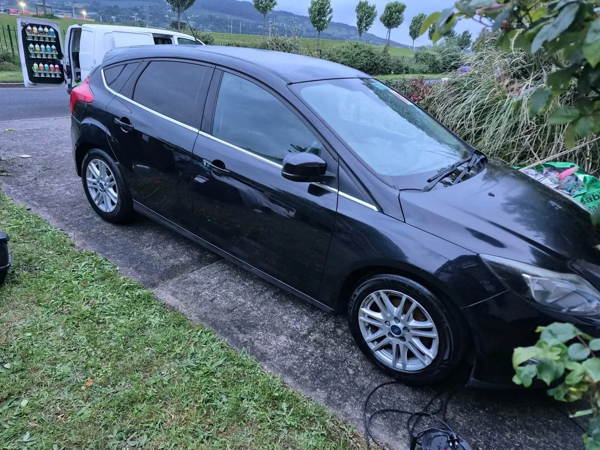 Car - Image 1