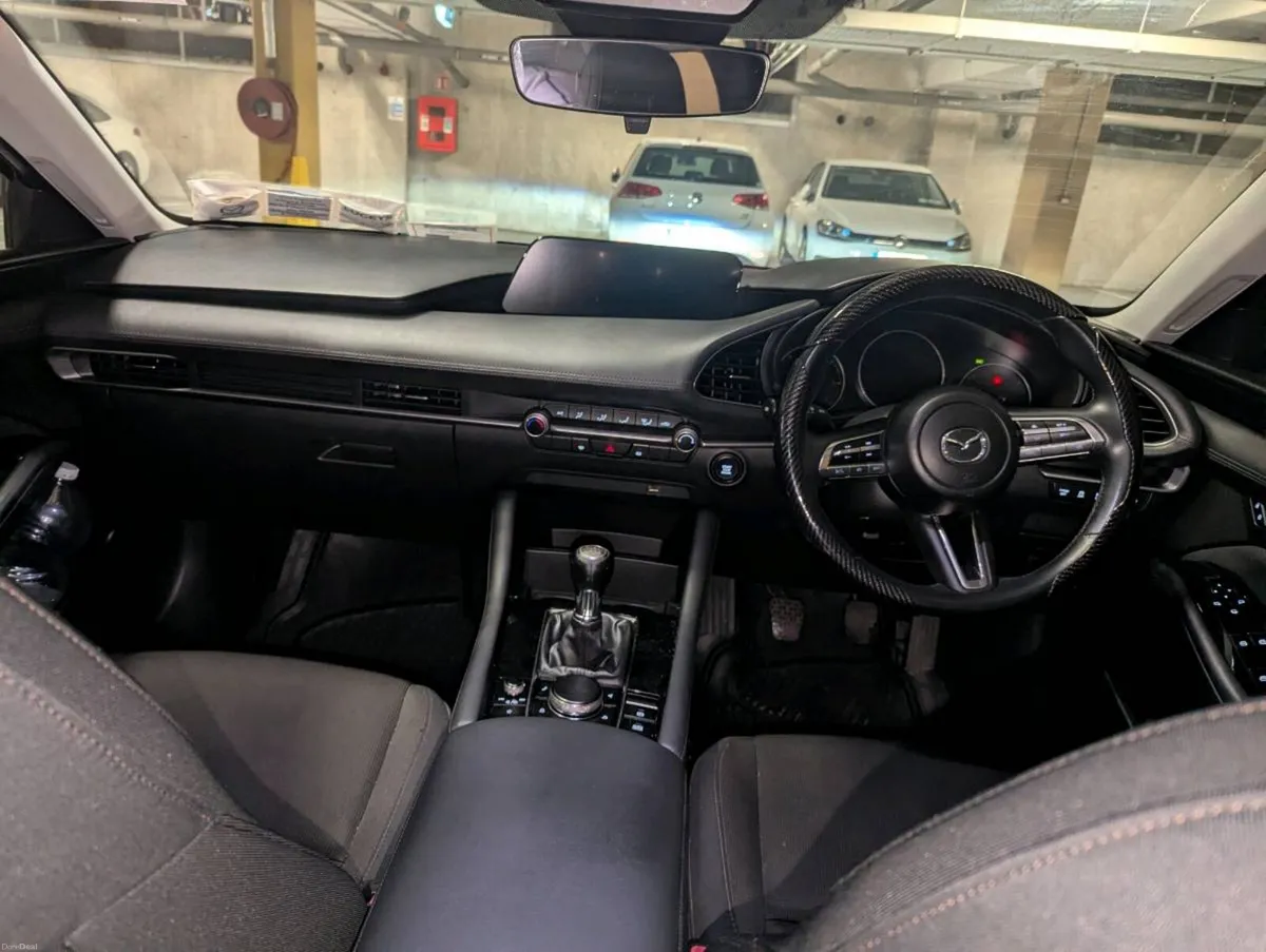 Mazda 3 1.8L 2019 (NCT 05/27, Tax 08/27) - Image 4