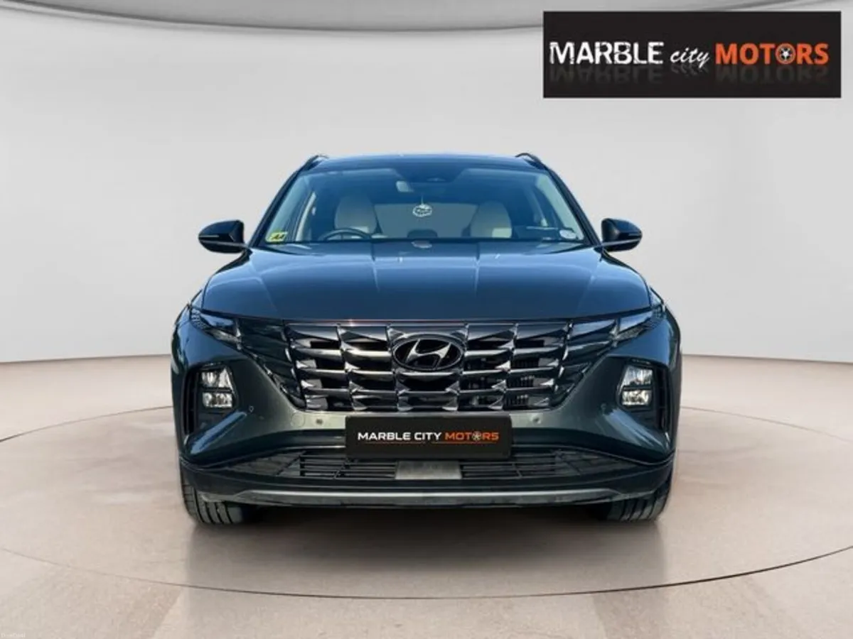 Hyundai Tucson ix35 Executive Plus 5DR - Image 3