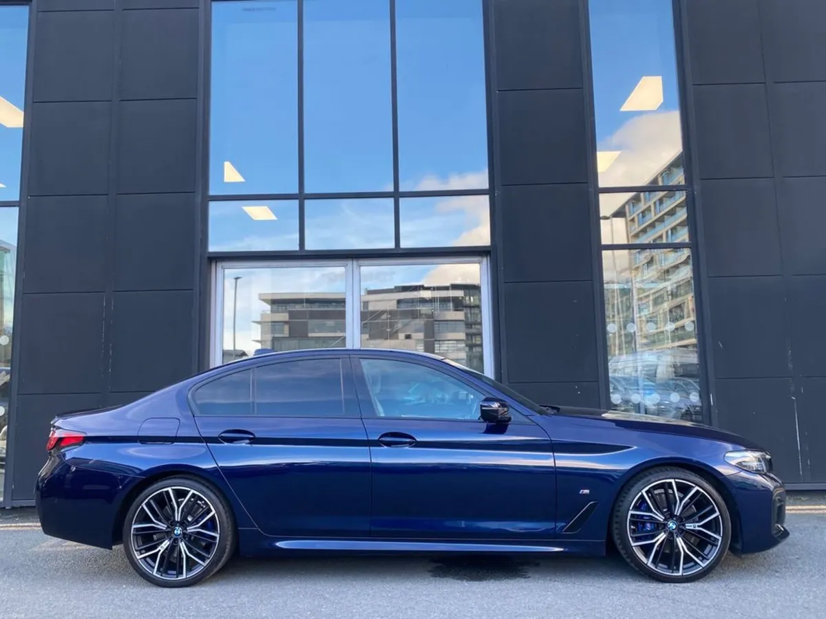 BMW 5-Series 520d M-Sport Pro Auto - Image 4