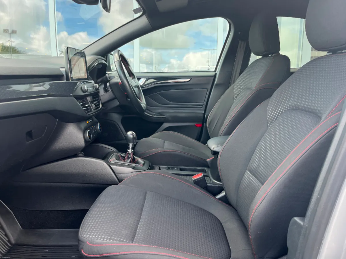 Ford Focus St-line 5D 1.5TD 120BHP 5DR*QUALITY ASS - Image 6